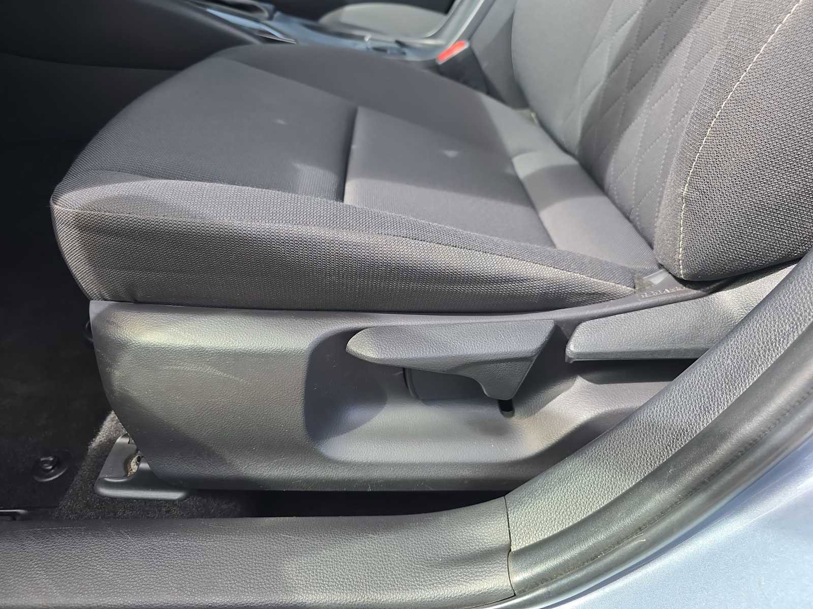 Used 2023 Toyota Corolla LE image 15