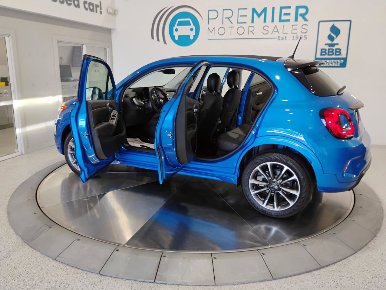 Used 2023 FIAT 500X Sport w/ Technology Group AWD/4WD image 4