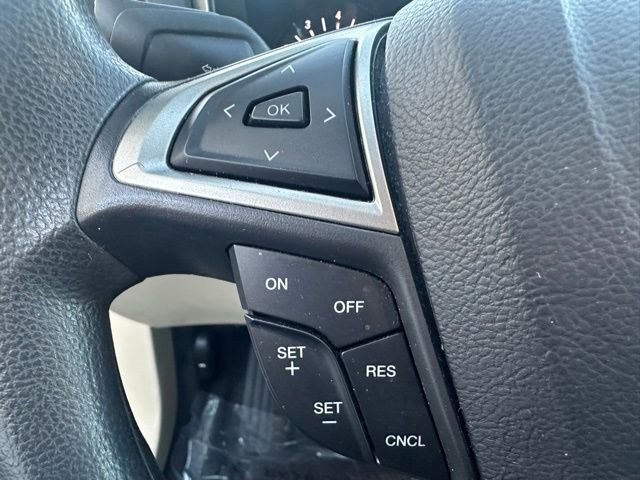 Used 2015 Ford Fusion SE image 18