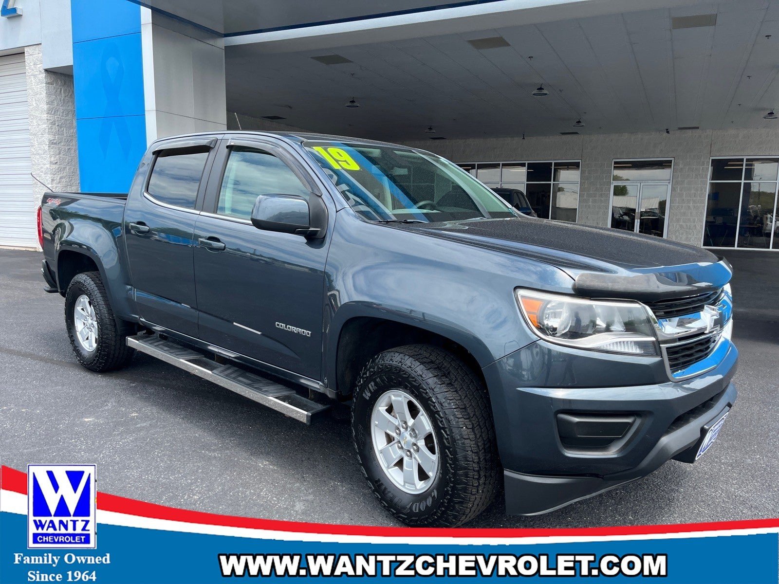 Used 2019 Chevrolet Colorado W/T w/ WT Convenience Package AWD/4WD image 4