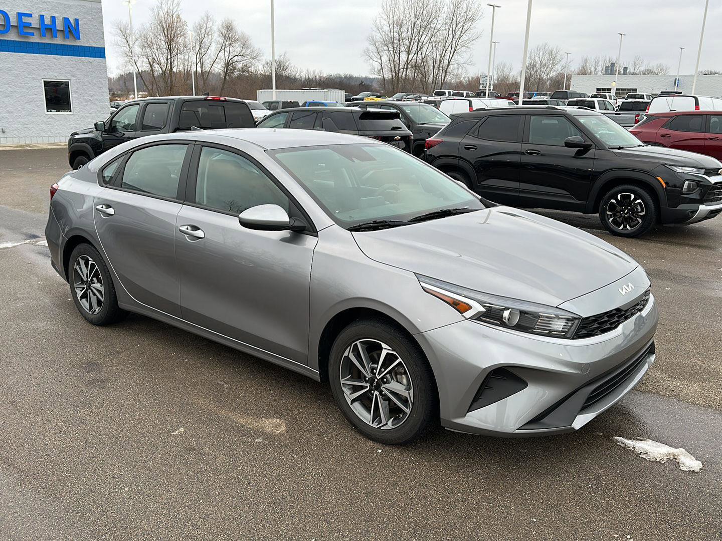 Used 2023 Kia Forte LXS image 10