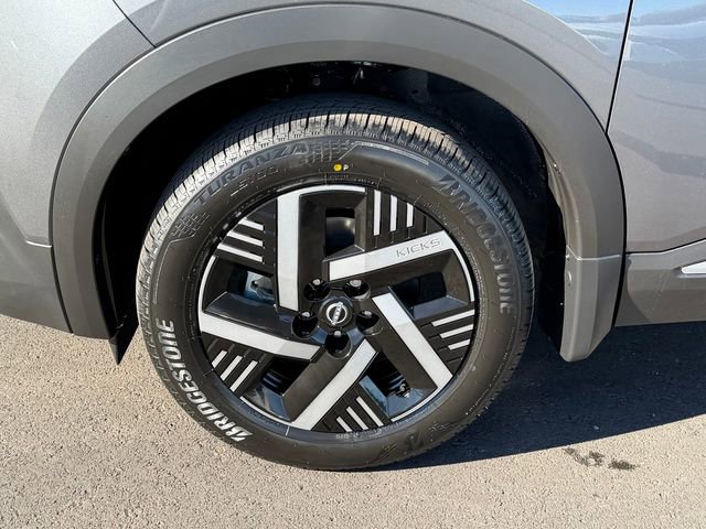 New 2026 Nissan Kicks SV w/ SV Premium Package FWD image 28