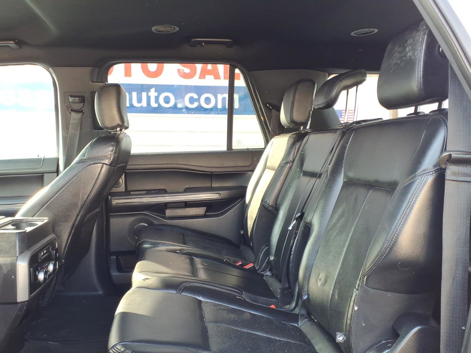 Used 2019 Ford Expedition Max XLT w/ Equipment Group 202A image 11