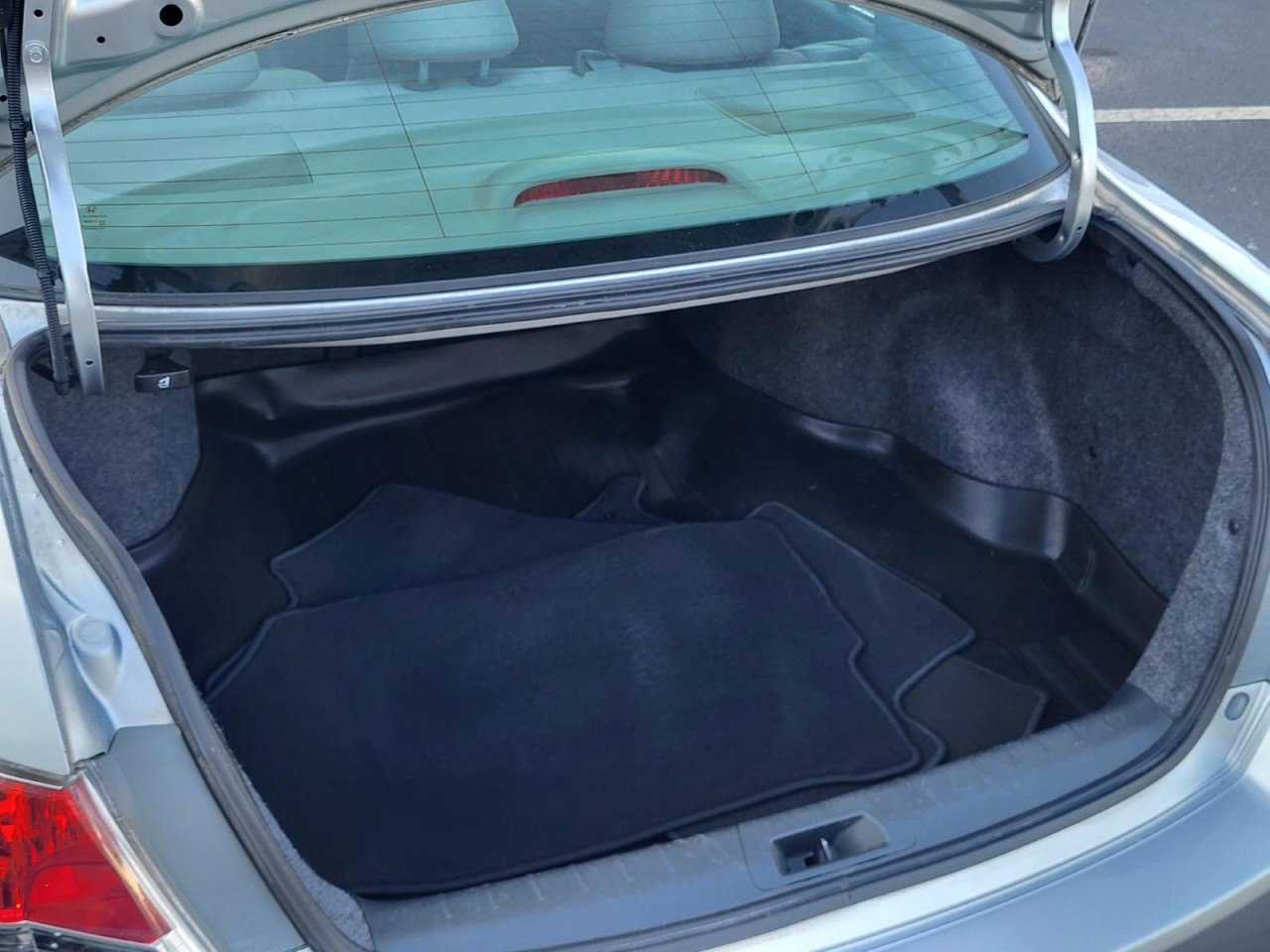 Used 2012 Honda Accord LX image 4