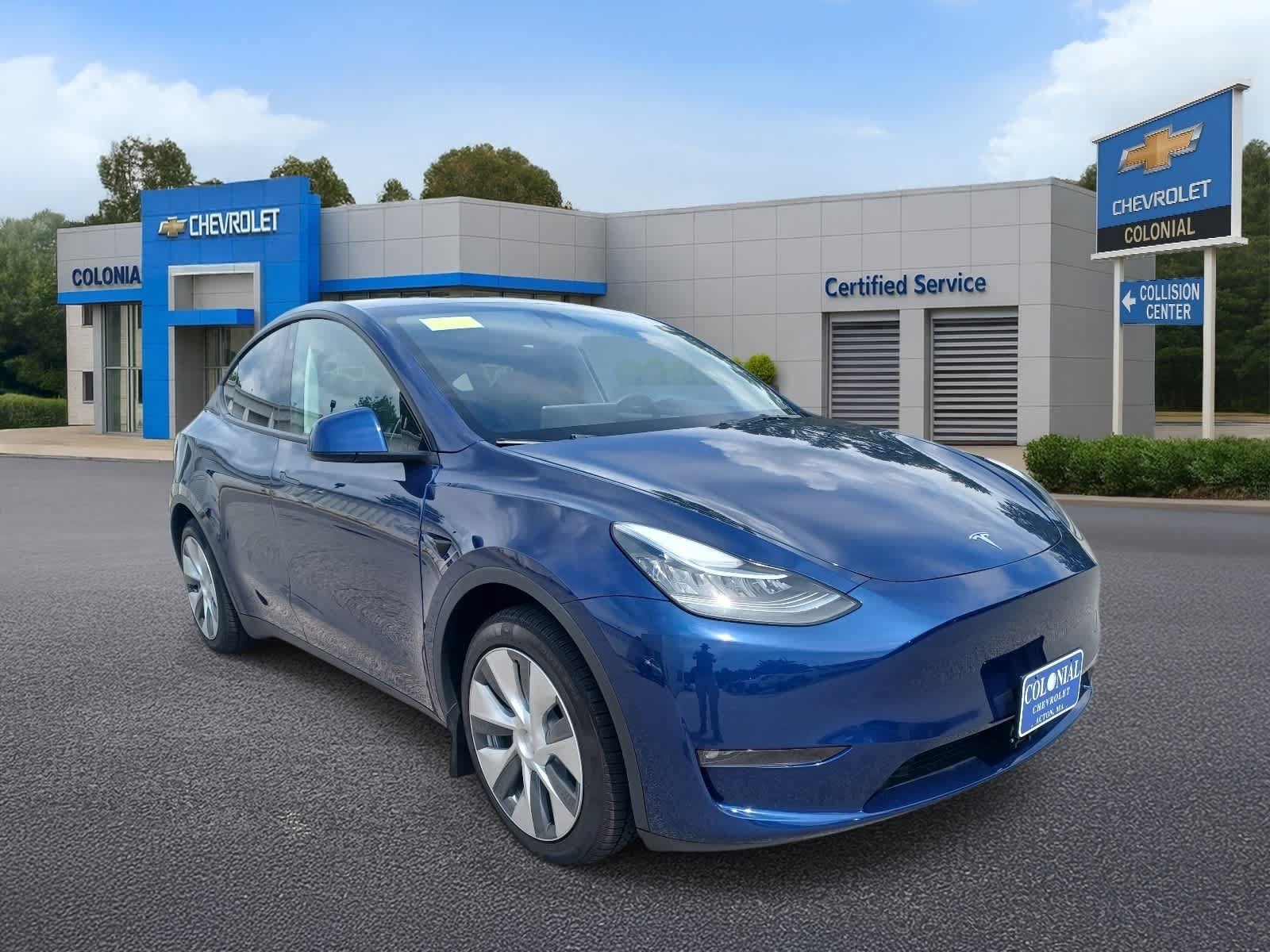 Used 2023 Tesla Model Y AWD image 2