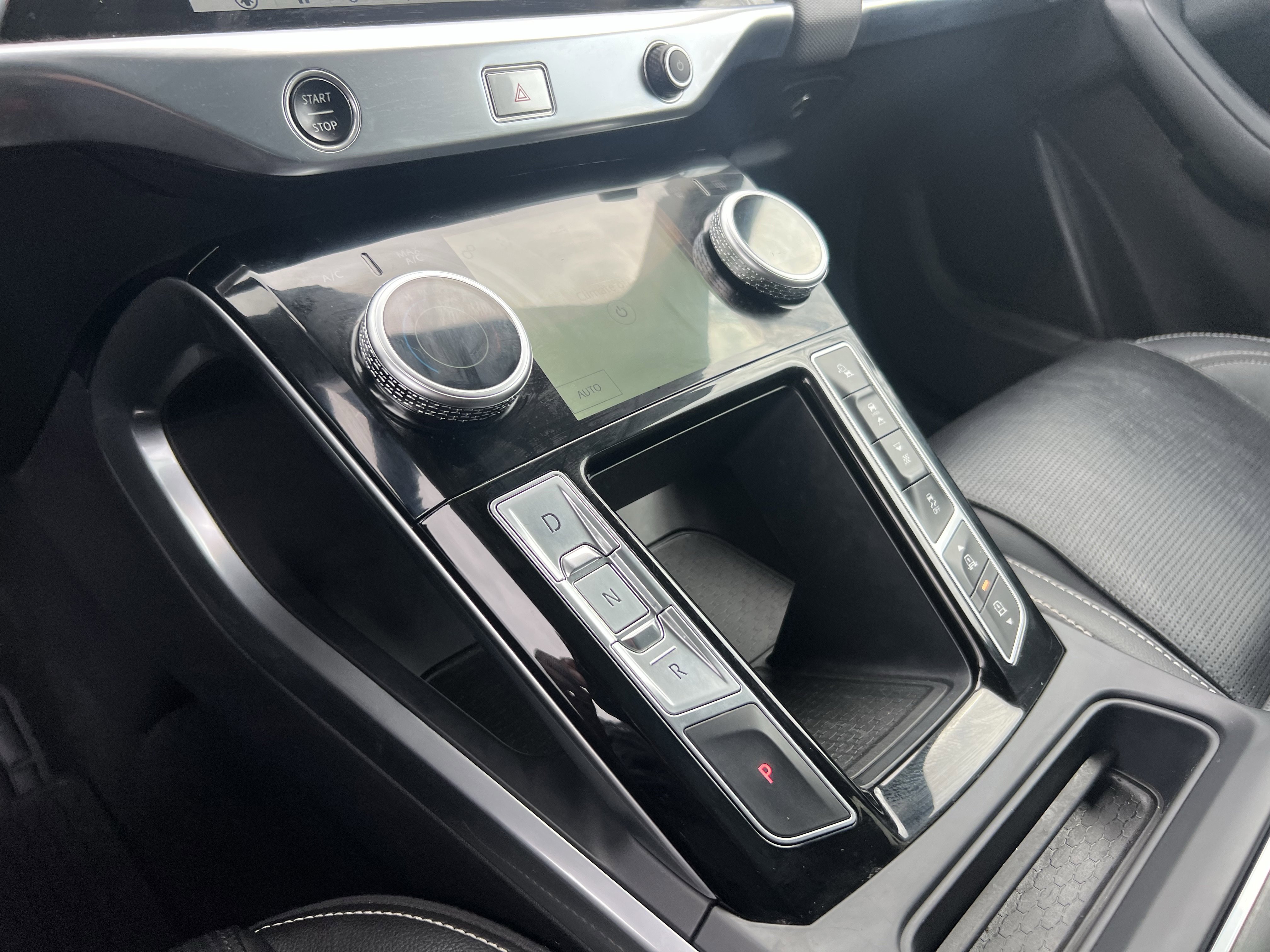 Certified 2020 Jaguar I-PACE S image 23