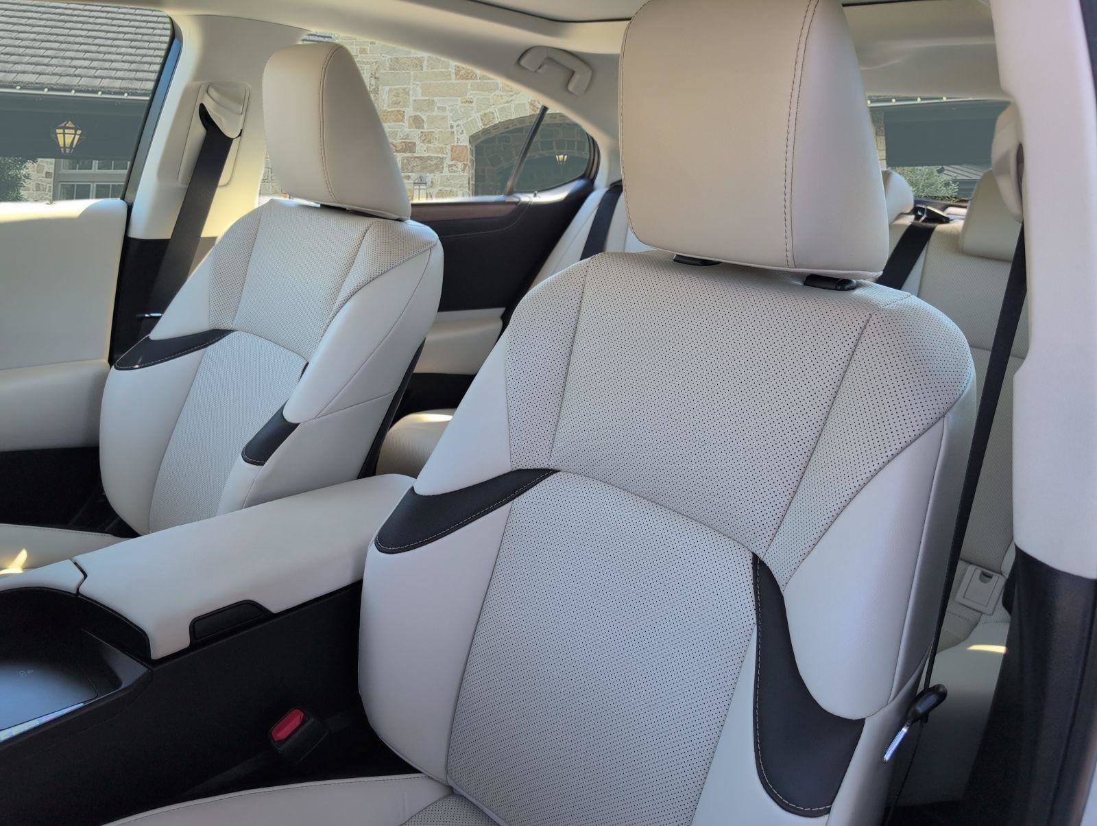 Certified 2024 Lexus ES 350 w/ Premium Package FWD image 5