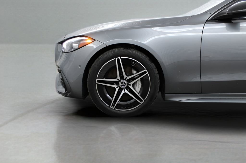 Used 2024 Mercedes-Benz C 300 Sedan image 32