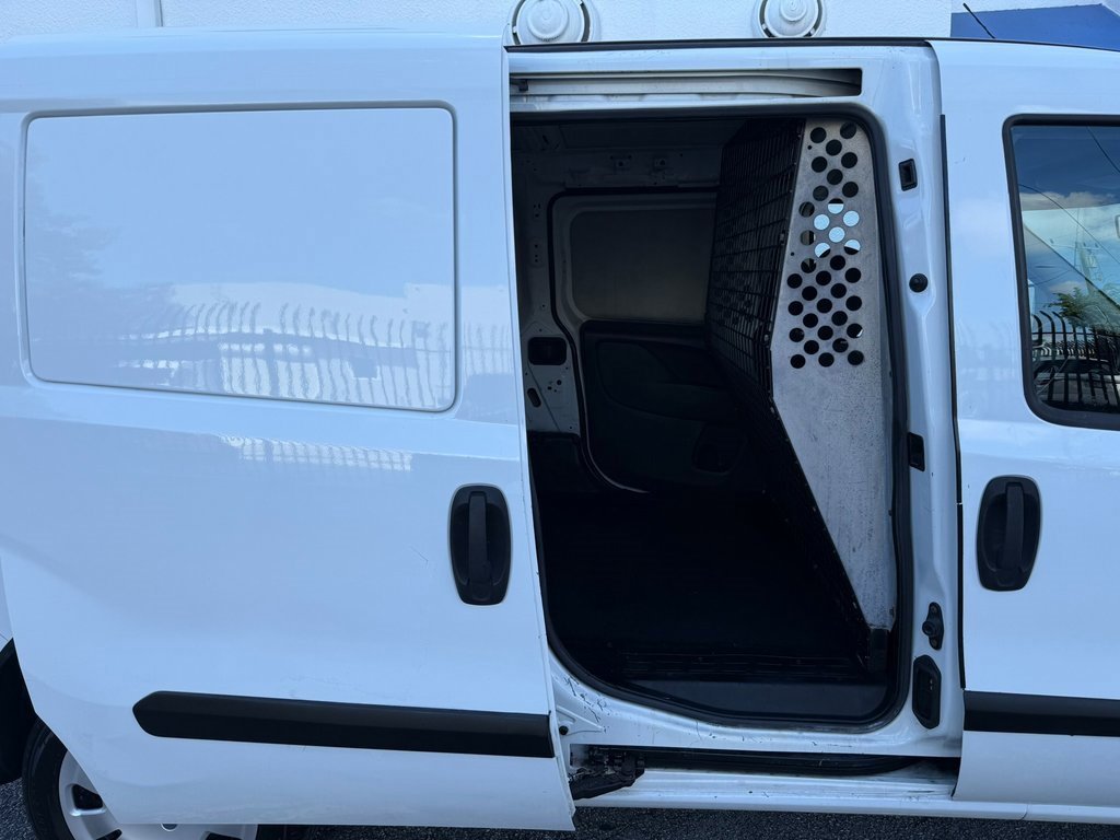 Used 2016 RAM ProMaster City Tradesman SLT w/ Rear Back-up Camera Group image 19