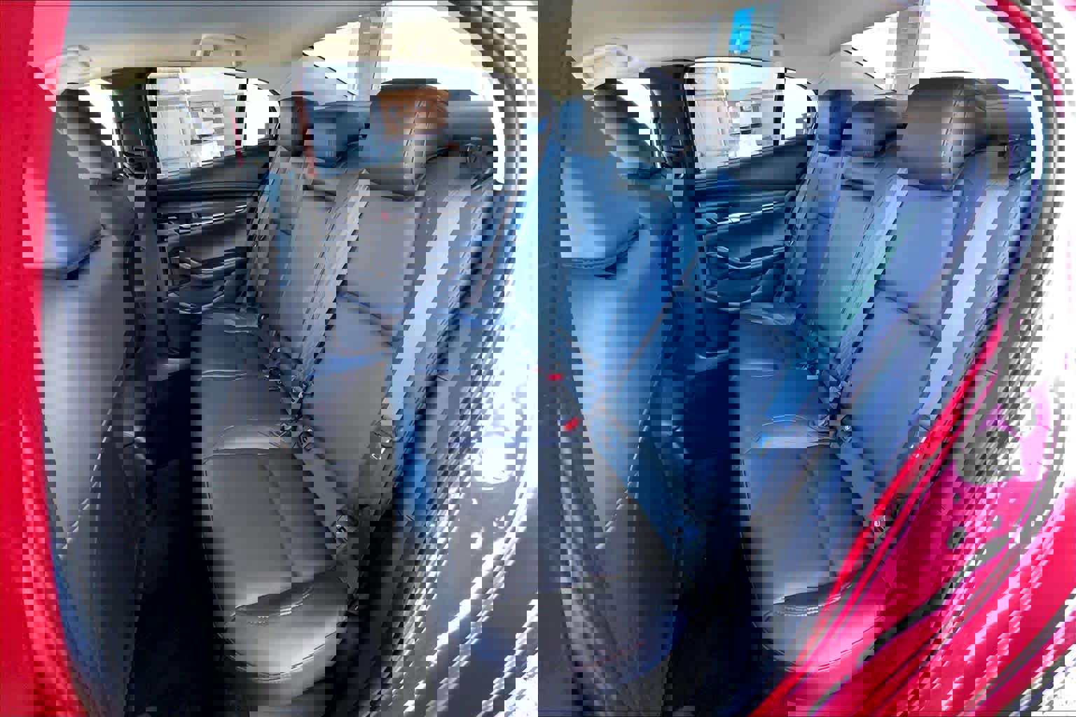 Used 2023 MAZDA MAZDA3 s image 20