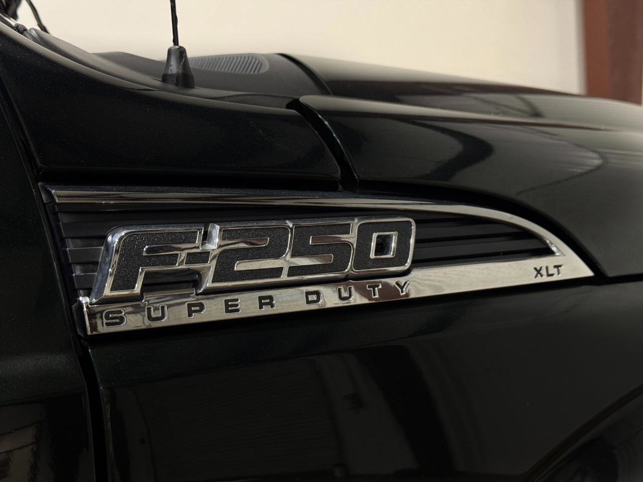 Used 2016 Ford F250 XLT w/ FX4 Off-Road Package image 31