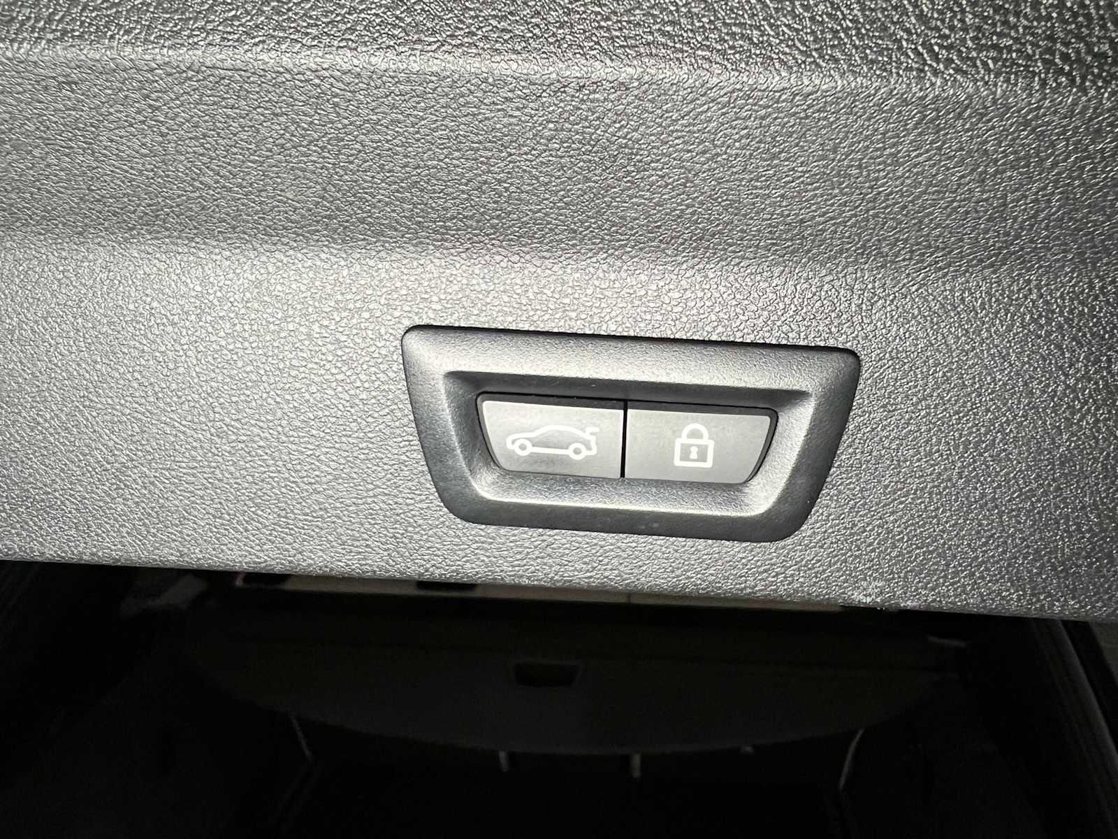 Used 2021 BMW X3 xDrive30i w/ Convenience Package AWD/4WD image 17