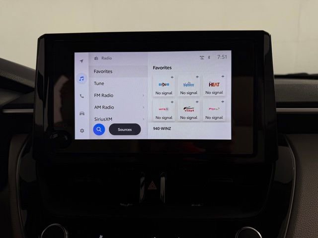 Used 2024 Toyota Corolla Cross L image 21