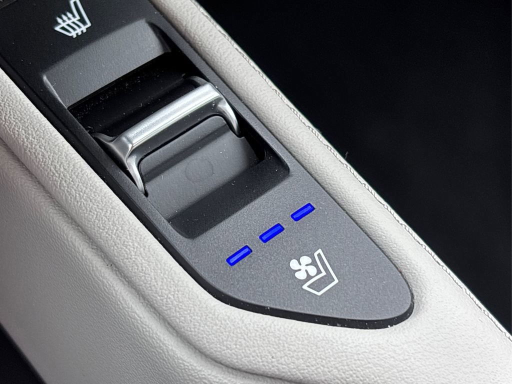 Used 2021 Kia Telluride SX image 45