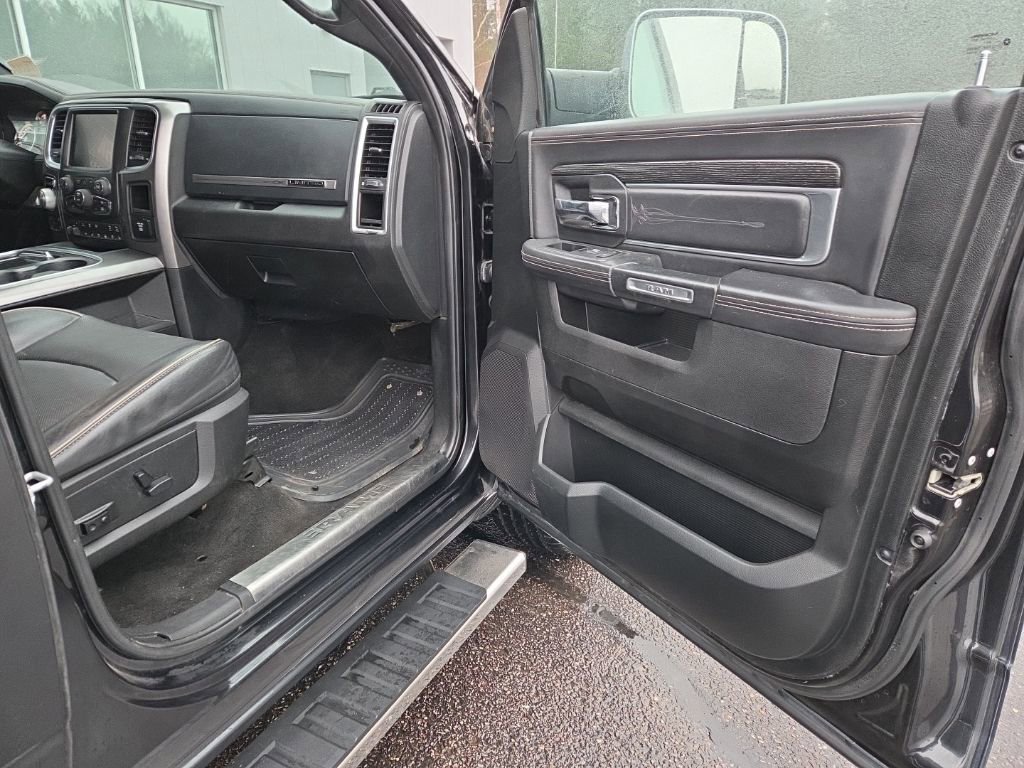 Used 2017 RAM 1500 Limited image 42