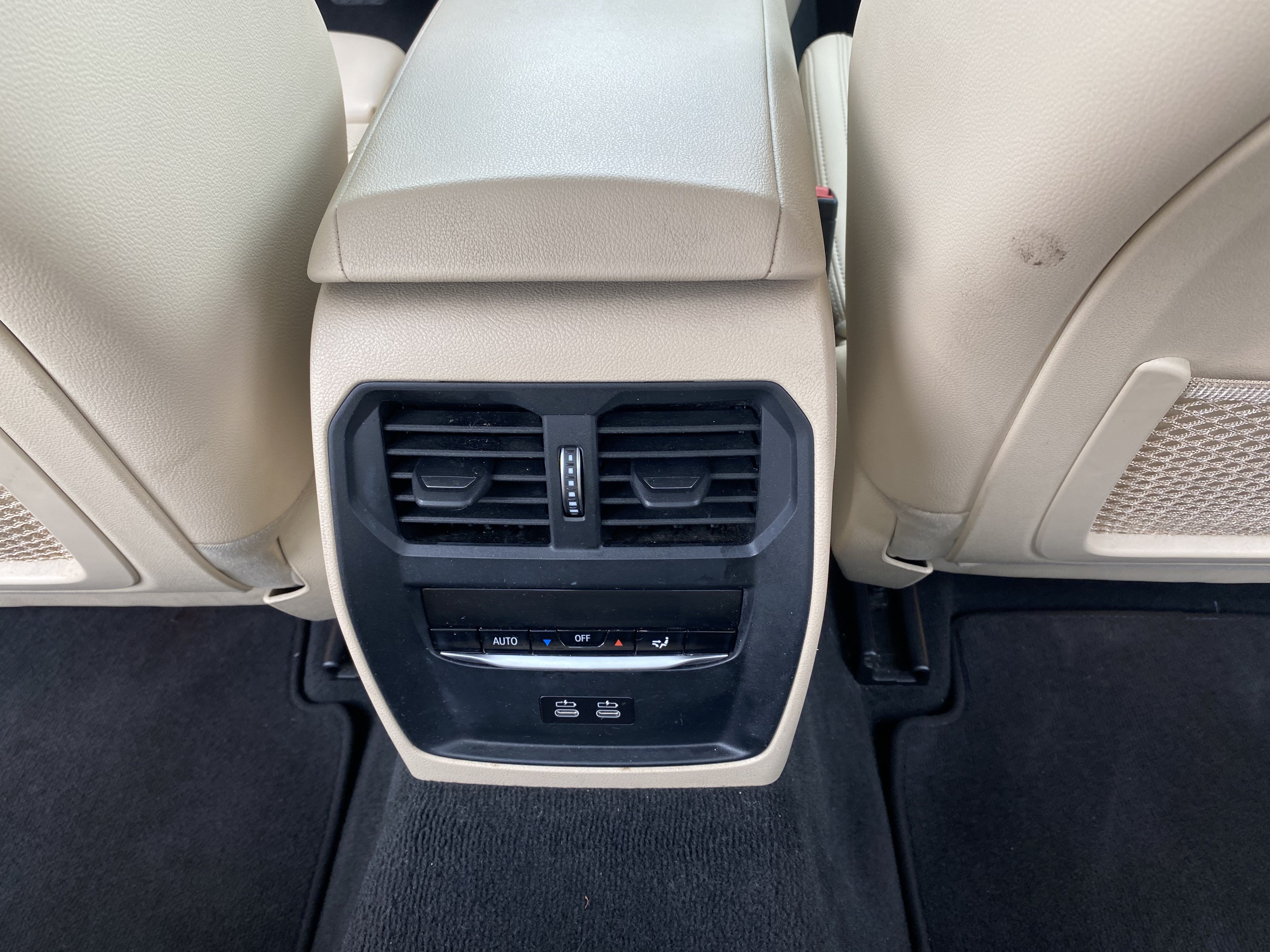 Used 2022 BMW 330e w/ Driving Assistance Package RWD image 18