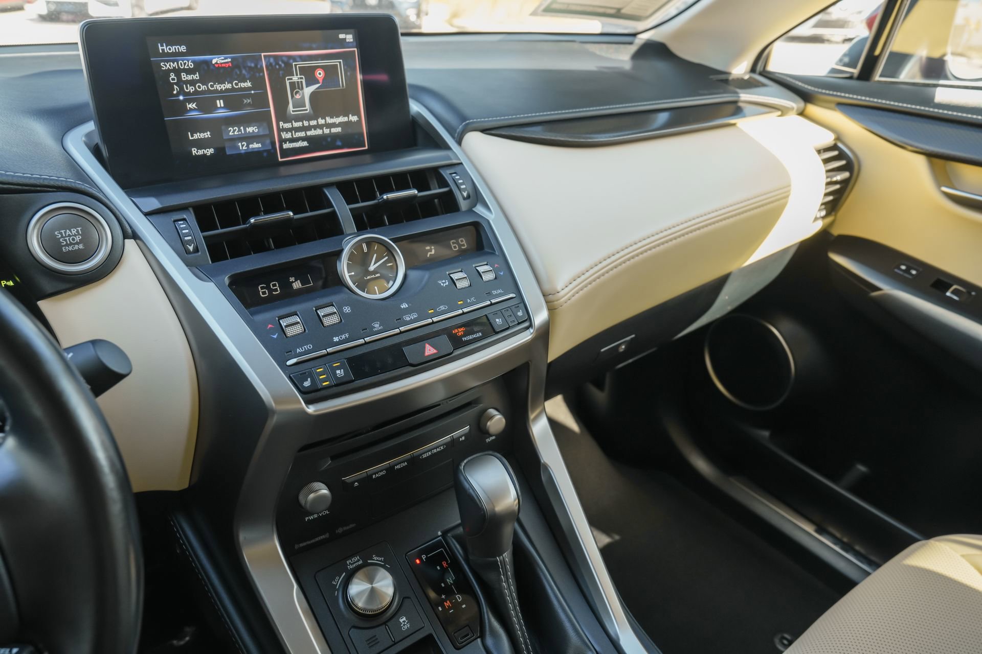 Used 2021 Lexus NX 300 FWD w/ Comfort Package image 11