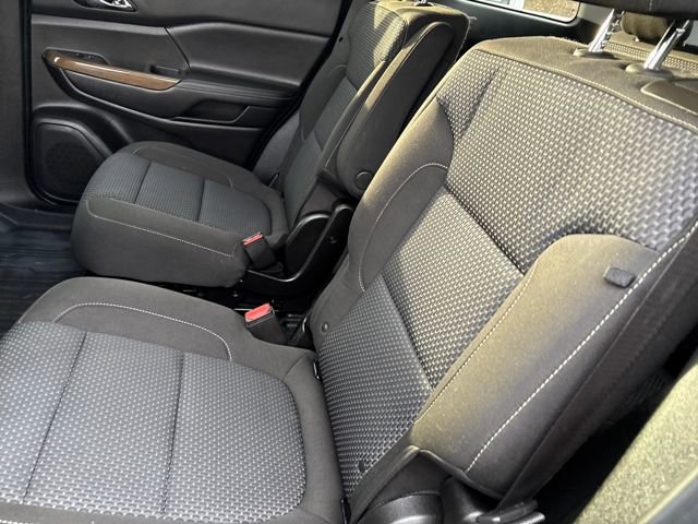 Used 2021 GMC Acadia SLE w/ Driver Convenience Package image 10