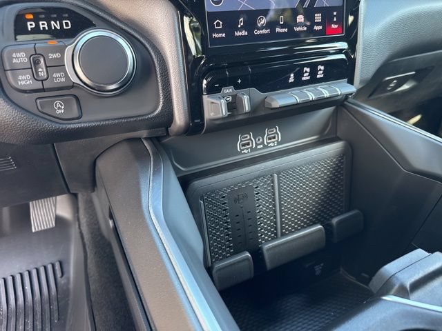 Used 2026 RAM 1500 Big Horn AWD/4WD image 11