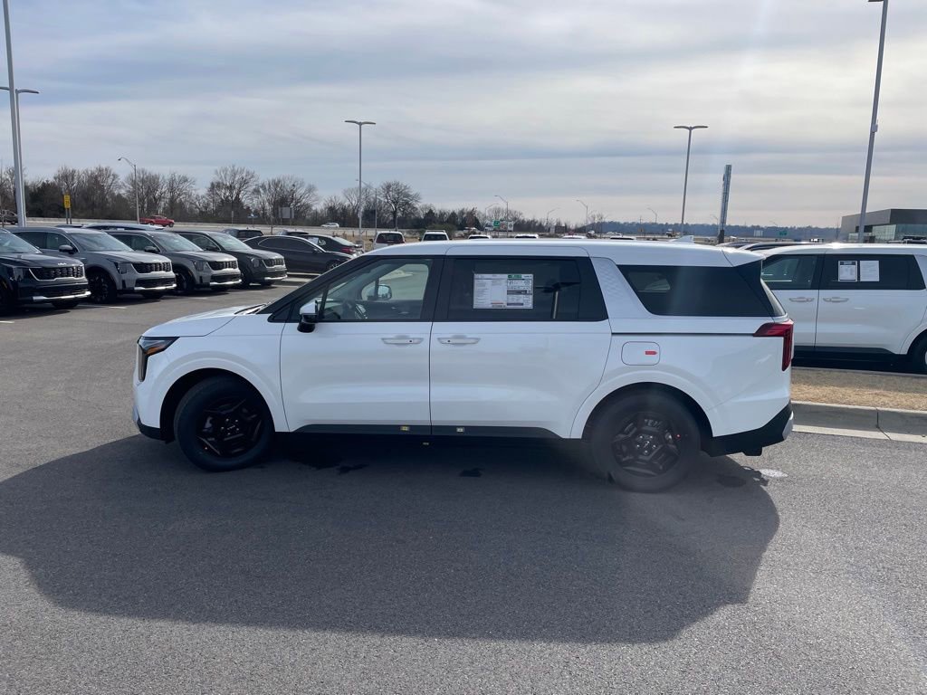 New 2026 Kia Carnival image 2