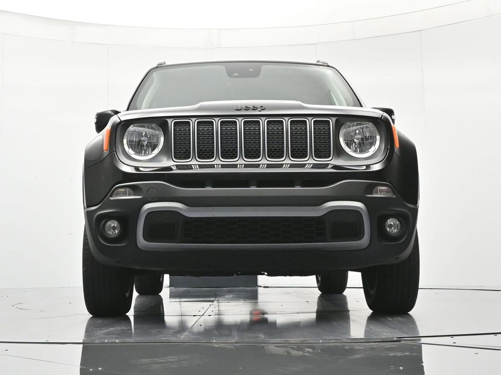 Used 2023 Jeep Renegade Latitude AWD/4WD image 37
