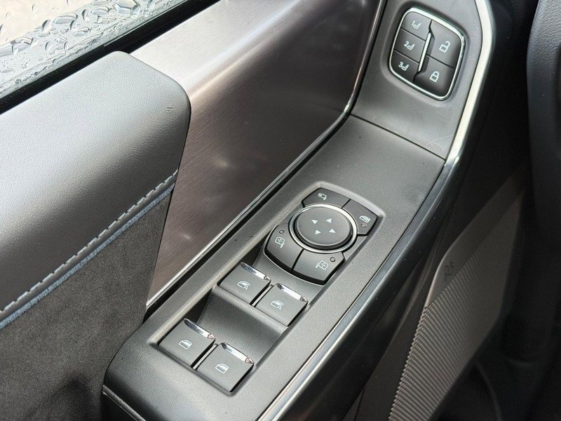 New 2025 Ford F150 Platinum image 17