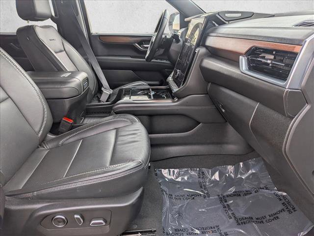 Used 2025 GMC Yukon Denali image 23