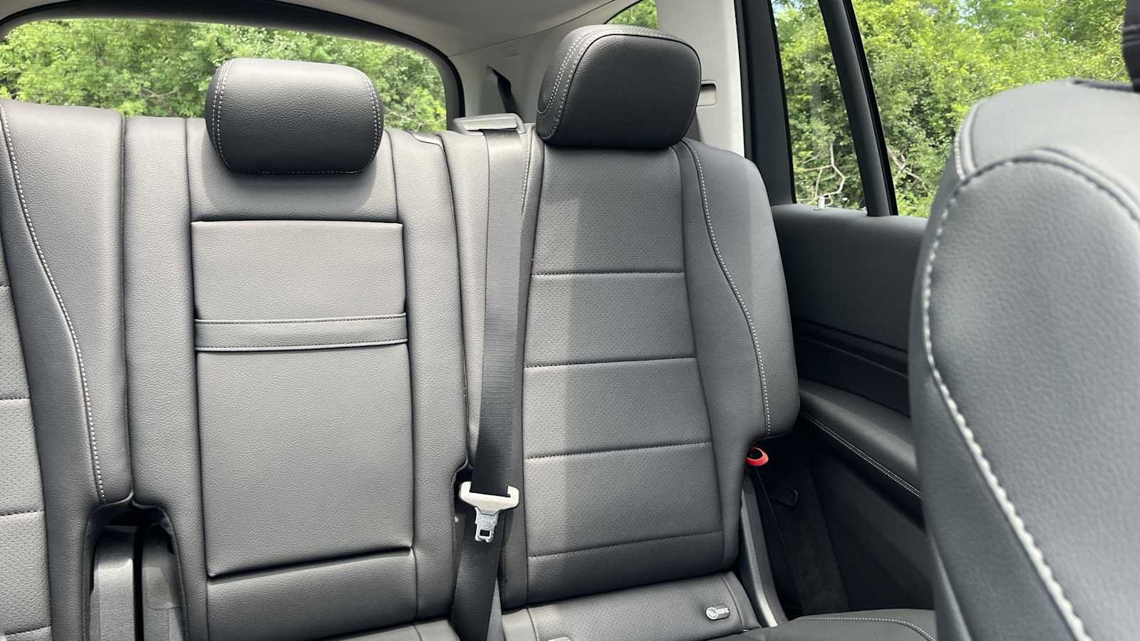 New 2026 Mercedes-Benz GLS 450 4MATIC image 32