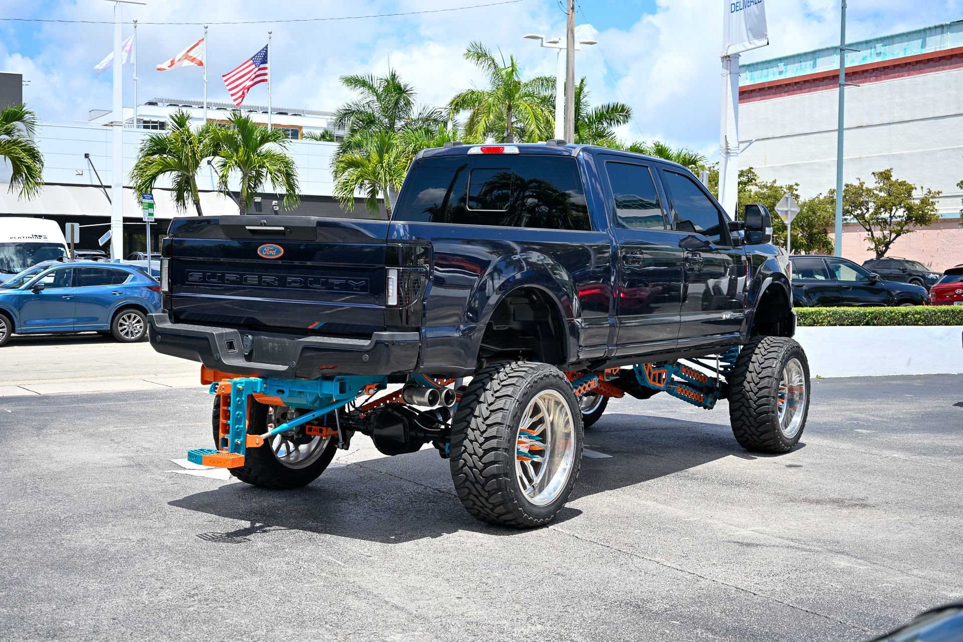 Used 2022 Ford F250 Lariat w/ Black Appearance Package AWD/4WD image 4