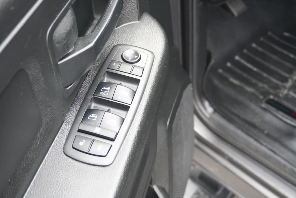 Used 2019 RAM 1500 Express w/ Express Value Package image 17