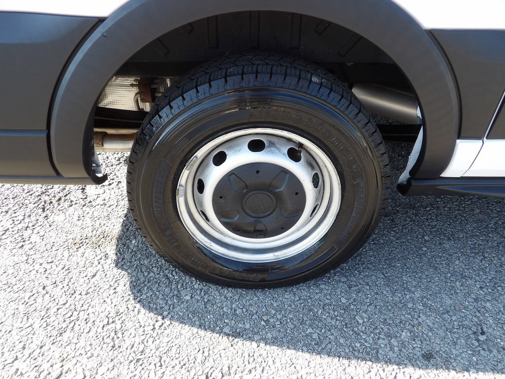 Used 2019 Ford Transit 150 130 Low Roof RWD image 51