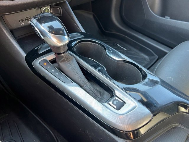 Used 2025 Buick Envista Sport Touring w/ Convenience I Package FWD image 27
