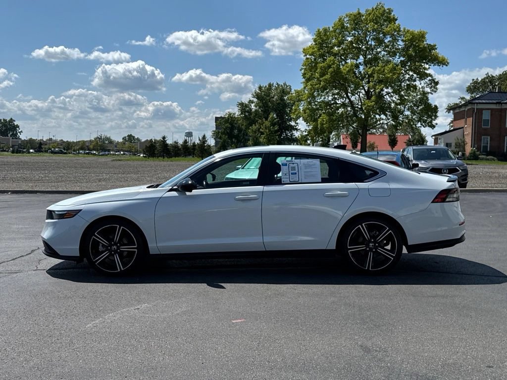Used 2024 Honda Accord Sport image 4