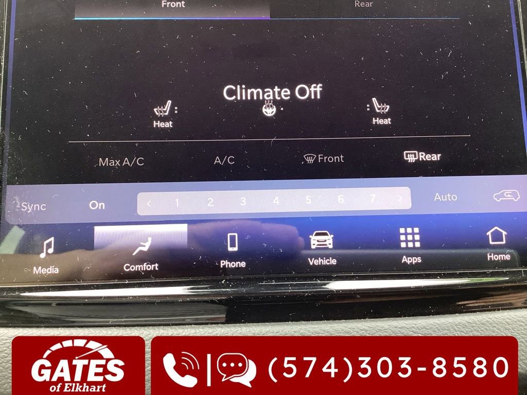 Used 2023 Chrysler Pacifica Touring-L FWD image 20