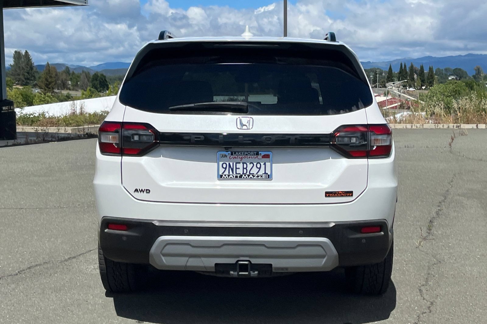 Used 2025 Honda Pilot TrailSport image 12