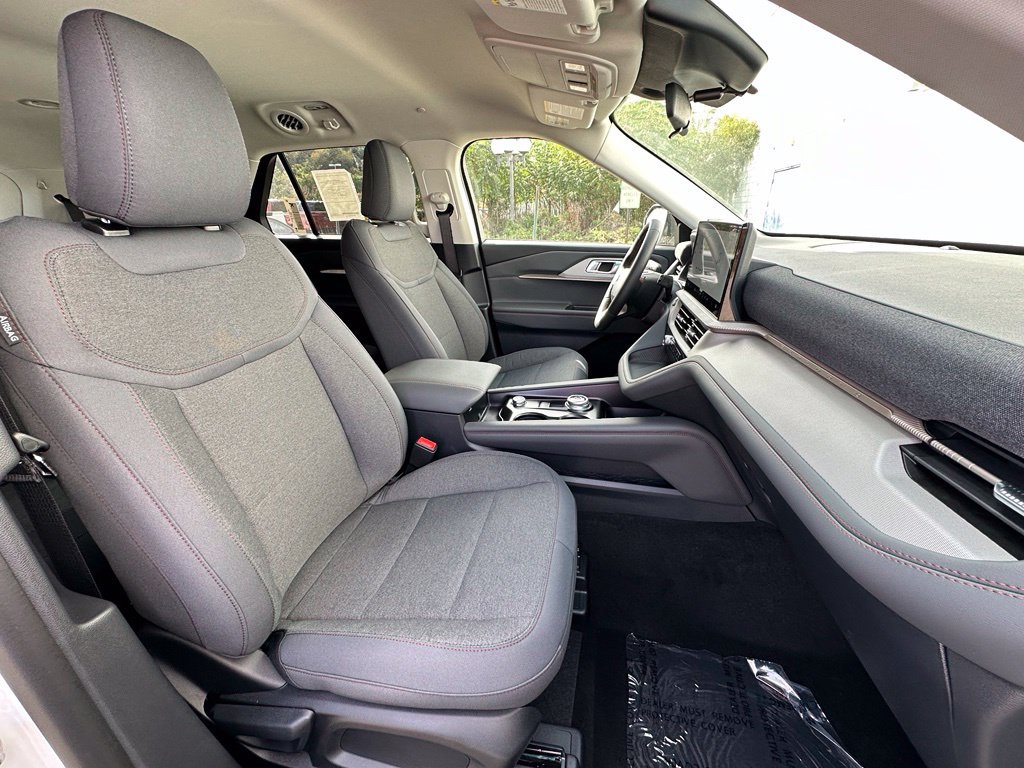 New 2026 Ford Explorer Active AWD/4WD image 24