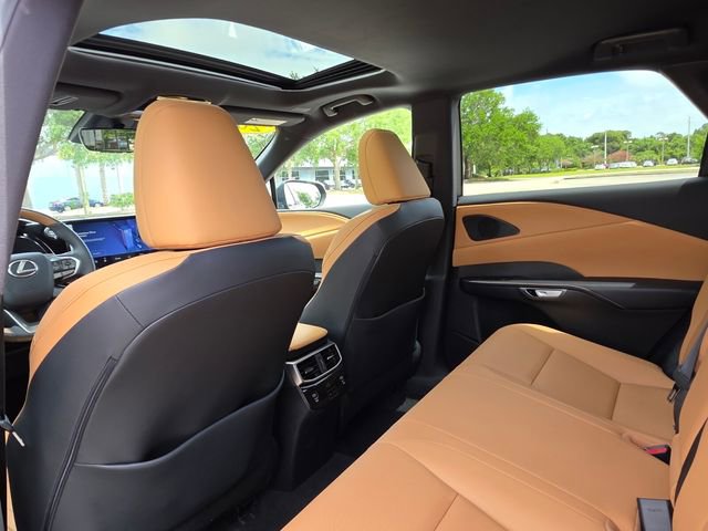 Used 2024 Lexus RX 350h w/ Accessory Package (Z1) image 19