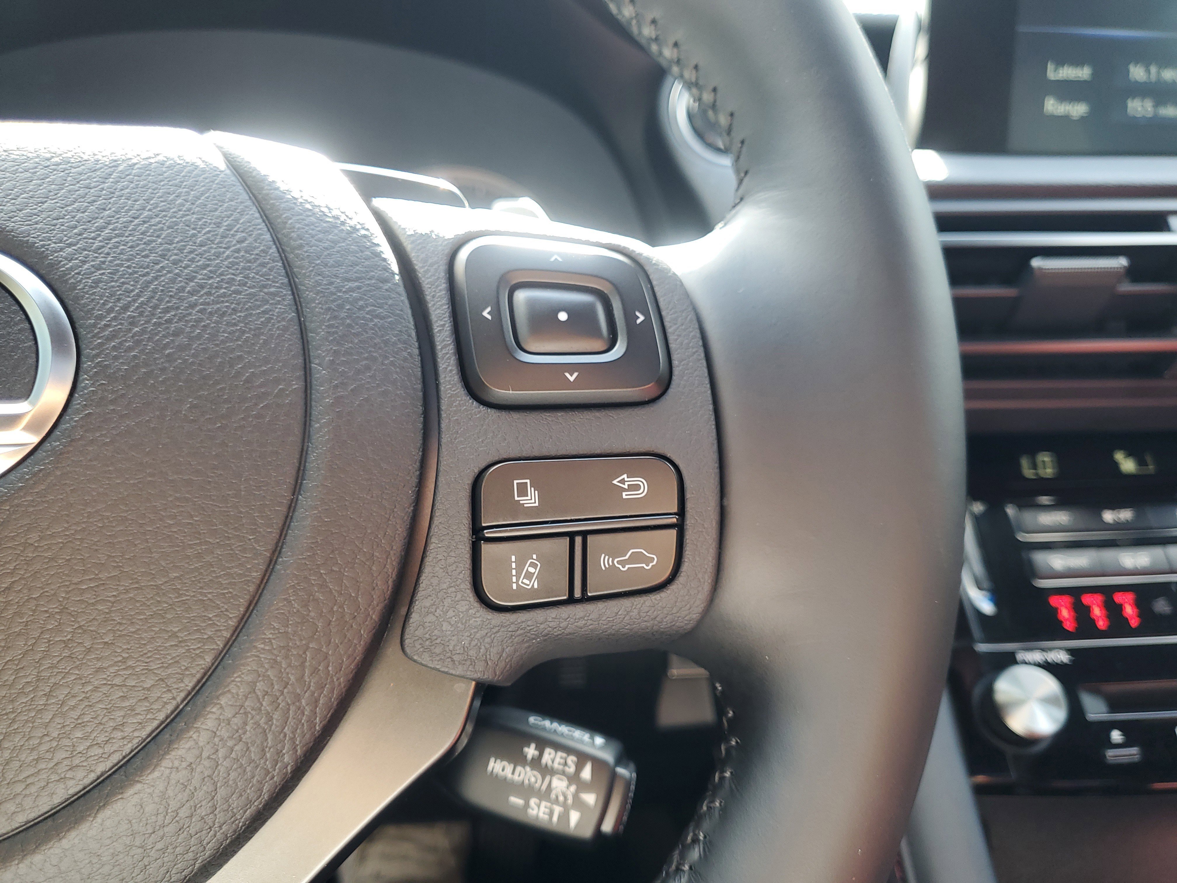 Used 2025 Lexus IS 300 w/ Premium Package image 26