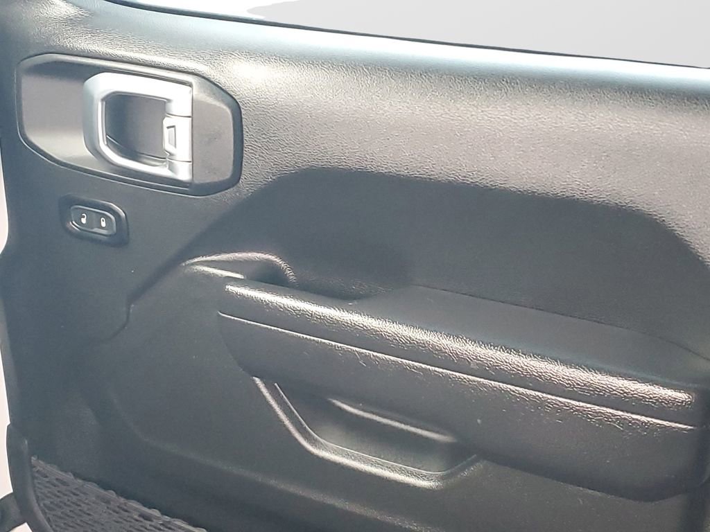 Used 2024 Jeep Wrangler Sport S image 16