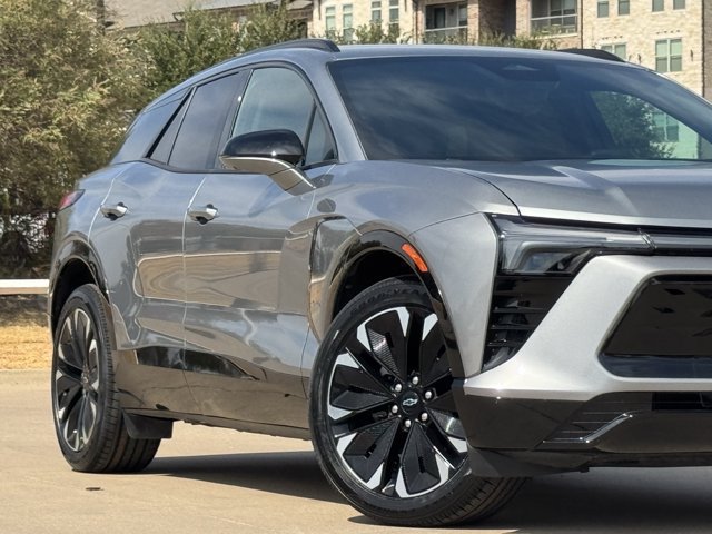Used 2024 Chevrolet Blazer EV RS AWD/4WD image 3