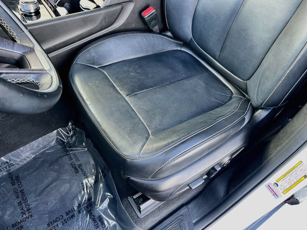 Used 2022 Jeep Grand Cherokee L Limited RWD image 20