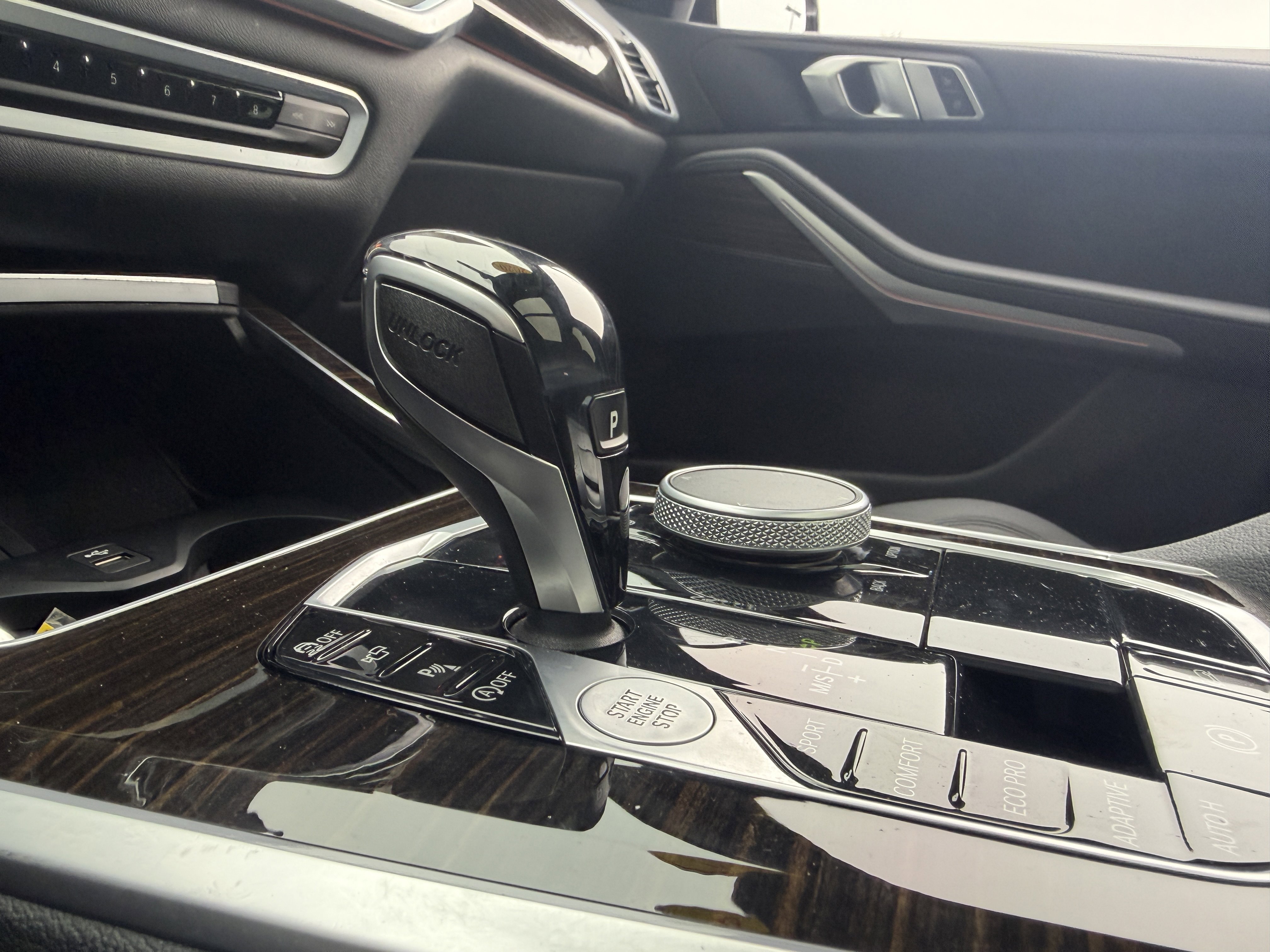 Used 2020 BMW X5 xDrive40i w/ Convenience Package image 39