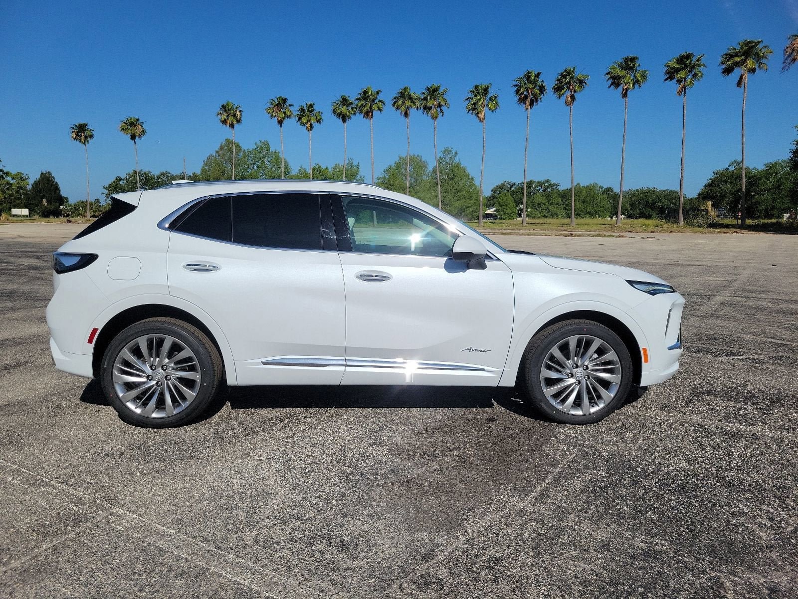 New 2026 Buick Envision Avenir AWD/4WD image 4