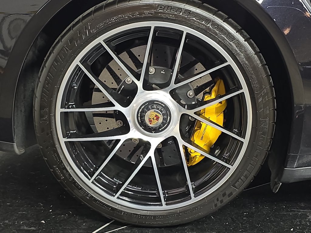 Certified 2019 Porsche 911 Turbo S AWD/4WD image 29