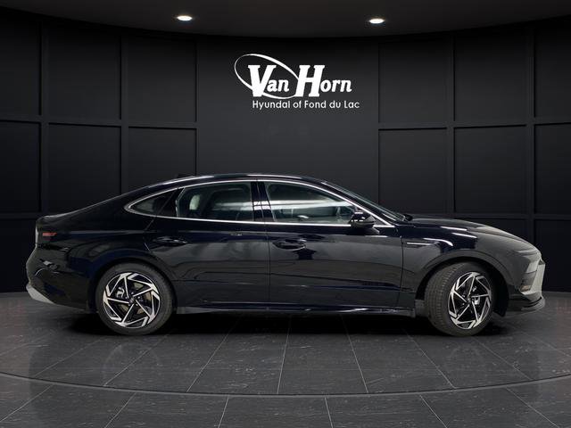 New 2026 Hyundai Sonata SEL image 2