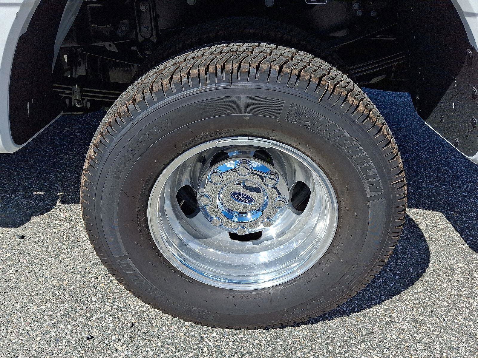 New 2026 Ford F350 Lariat w/ Lariat Ultimate Package image 5