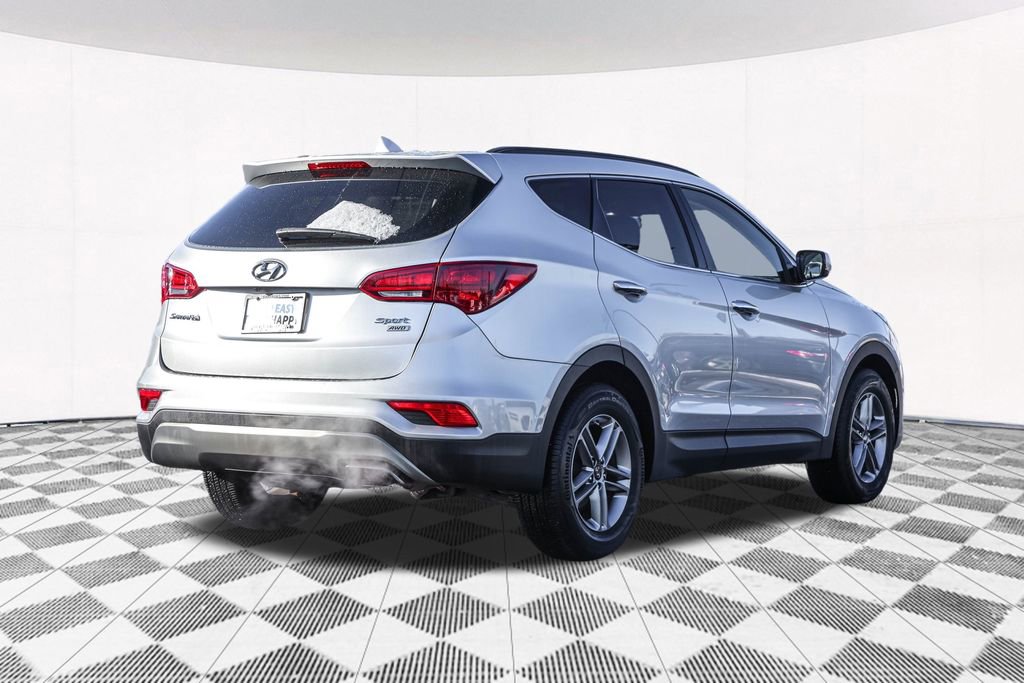 Used 2017 Hyundai Santa Fe Sport image 10