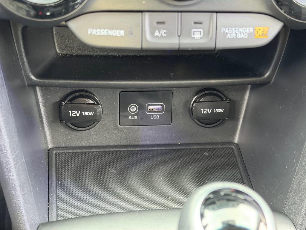 Used 2018 Hyundai Kona SEL image 23