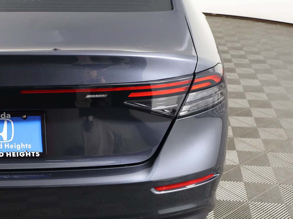 Used 2023 Honda Accord EX image 15