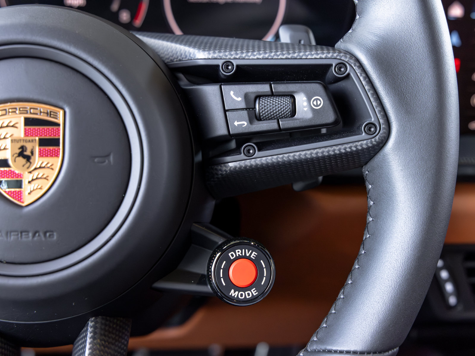Certified 2026 Porsche 911 Carrera GTS RWD image 32